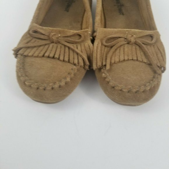 Minnetonka Kilty Fringe Moccasins Slip On Shoes - Picture 3 of 7